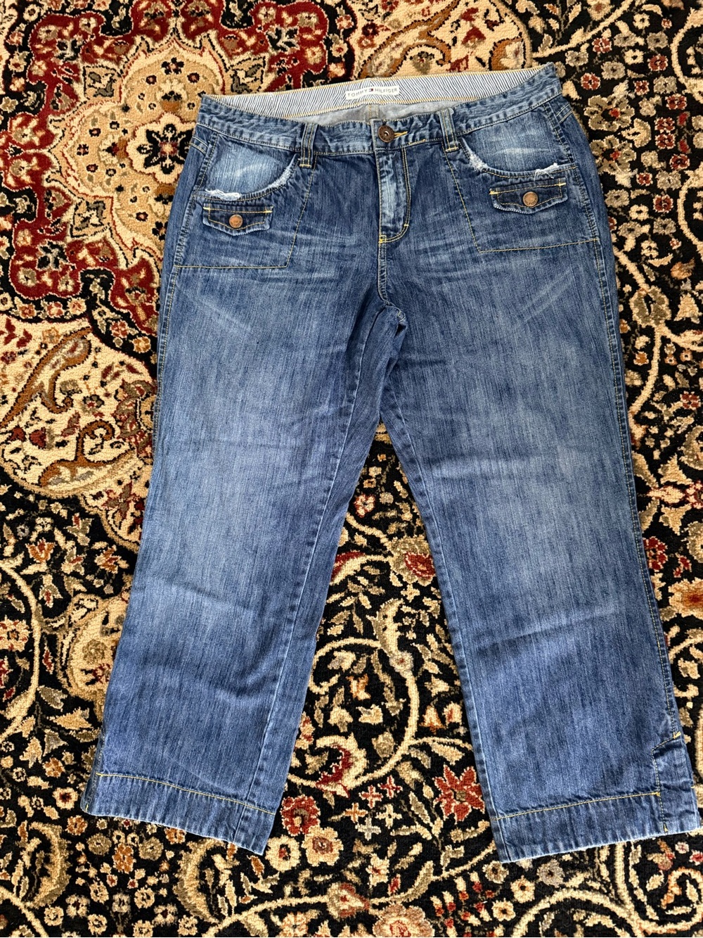 Tommy Hilfiger Women's Dark Blue Cropped Ankle Jeans